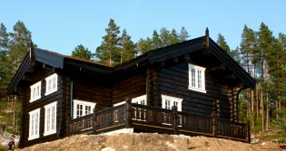 māja
